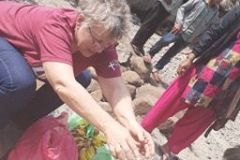handing-out-fruit